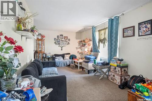 4122 Castle Road, Regina, SK - Indoor
