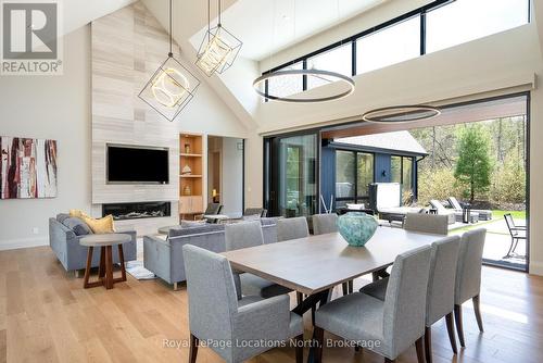 110 Pheasant Run, Blue Mountains, ON - Indoor Photo Showing Dining Room