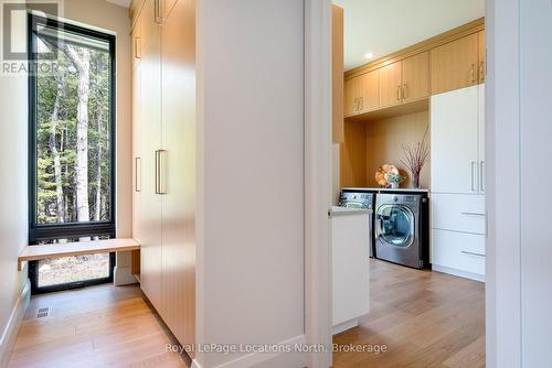 110 Pheasant Run, Blue Mountains, ON - Indoor Photo Showing Laundry Room