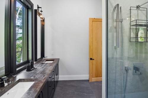 Salle de bains - 611 Ch. Montfort, Gracefield, QC - Indoor Photo Showing Bathroom