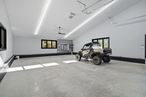 Garage - 611 Ch. Montfort, Gracefield, QC - Indoor Photo Showing Garage