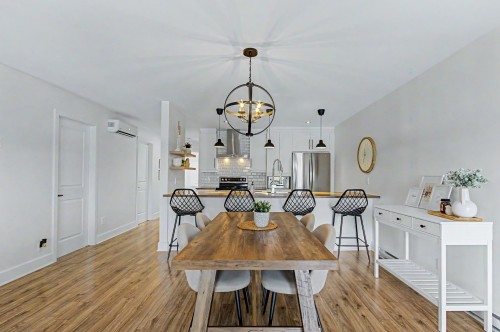 Salle à manger - 576 Rue Du Mont-Brome, Granby, QC - Indoor Photo Showing Dining Room