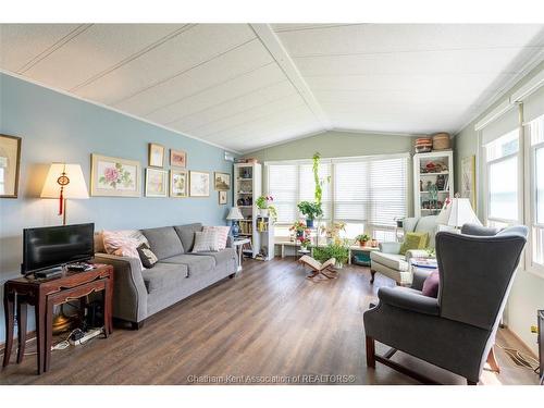 144 Dunkirk Drive, Chatham, ON 