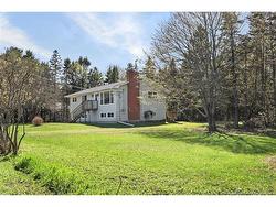 369 Hampton RD Quispamsis, NB E2E 4T9