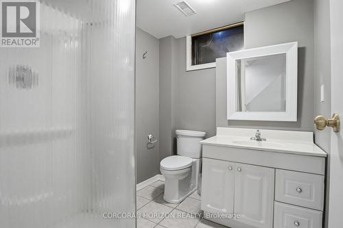 34 Yule Place, Kitchener, ON - Indoor Photo Showing Bathroom