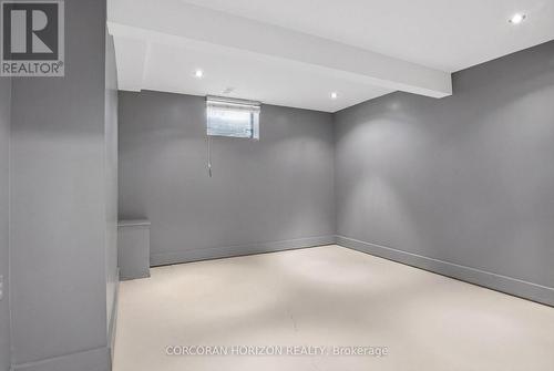 34 Yule Place, Kitchener, ON - Indoor Photo Showing Other Room
