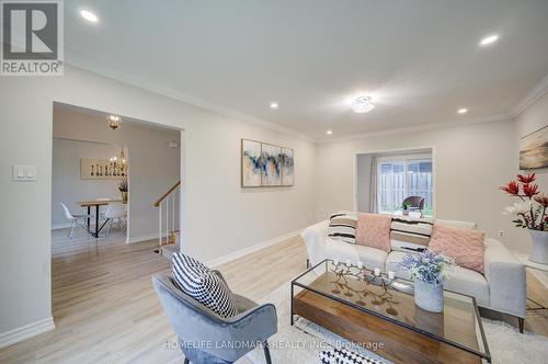 2532 Renzoni Road, Mississauga, ON - Indoor Photo Showing Living Room