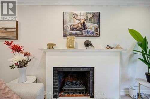 2532 Renzoni Road, Mississauga, ON - Indoor Photo Showing Living Room With Fireplace