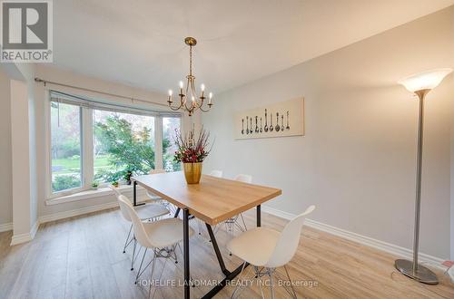 2532 Renzoni Road, Mississauga, ON - Indoor Photo Showing Dining Room