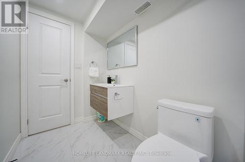 2532 Renzoni Road, Mississauga, ON - Indoor Photo Showing Bathroom