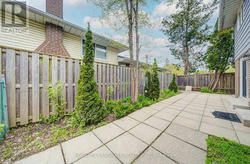 2532 Renzoni Road, Mississauga, ON - Outdoor