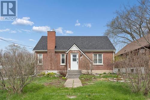 252 ABERDEEN AVENUE  Peterborough (Northcrest Ward 5), ON K9H 4W9