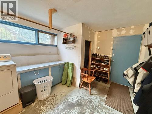 192 Wolfe Road, Quesnel, BC - Indoor Photo Showing Laundry Room