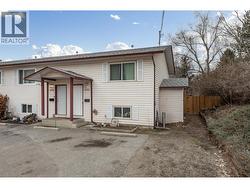 2732 Riffington Place West Kelowna, BC V1Z 3L1