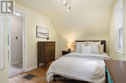 14 Lorne Crescent, Kitchener, ON - Indoor Photo Showing Bedroom