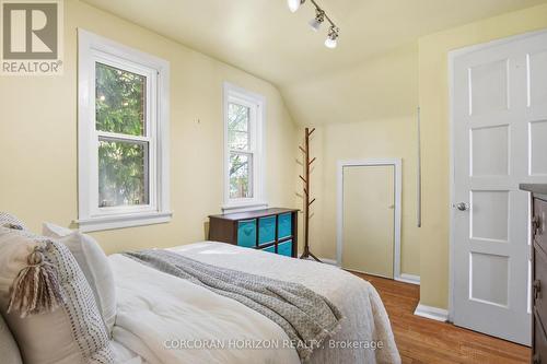 14 Lorne Crescent, Kitchener, ON - Indoor Photo Showing Bedroom