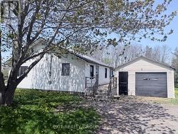 48 COUNTY ROAD 29 Prince Edward County (Hillier), ON K0K 1T0