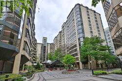 C-PH 10 - 211 SAINT PATRICK STREET Toronto, ON M5T 2Y9
