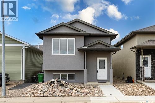 86 Brigham Road, Moose Jaw, SK - Outdoor