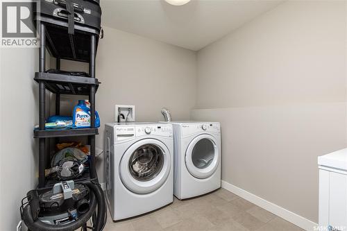 86 Brigham Road, Moose Jaw, SK - Indoor Photo Showing Bathroom
