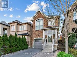446 LADY NADIA DRIVE Vaughan, ON L6A 4G3