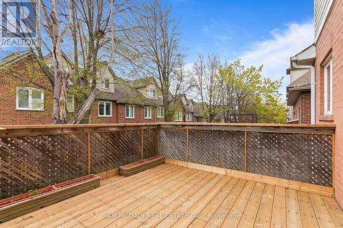 964 Queen Street W, Mississauga, ON - Outdoor With Deck Patio Veranda