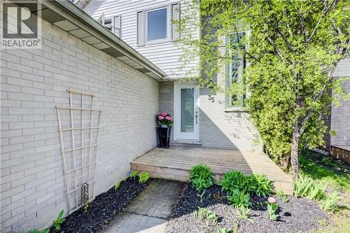 35 Camrose Court, Kitchener, ON - Outdoor With Exterior