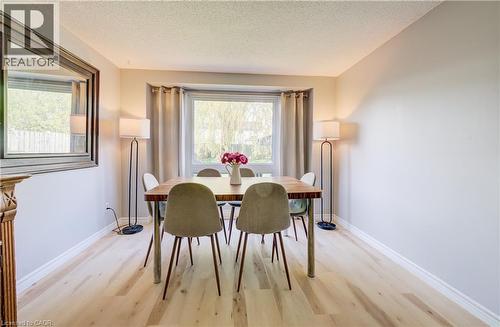 35 Camrose Court, Kitchener, ON - Indoor Photo Showing Dining Room