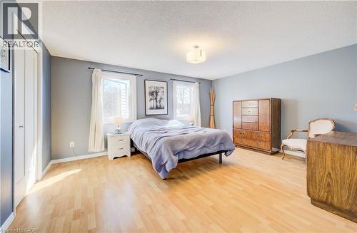 35 Camrose Court, Kitchener, ON - Indoor Photo Showing Bedroom
