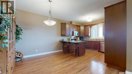 302 3750 Haughton Road E, Regina, SK - Indoor Photo Showing Kitchen