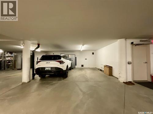 302 3750 Haughton Road E, Regina, SK - Indoor Photo Showing Garage