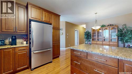 302 3750 Haughton Road E, Regina, SK - Indoor Photo Showing Kitchen