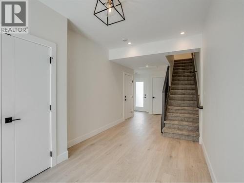 910 Lakeside Drive Unit# 203, Nelson, BC - Indoor Photo Showing Other Room