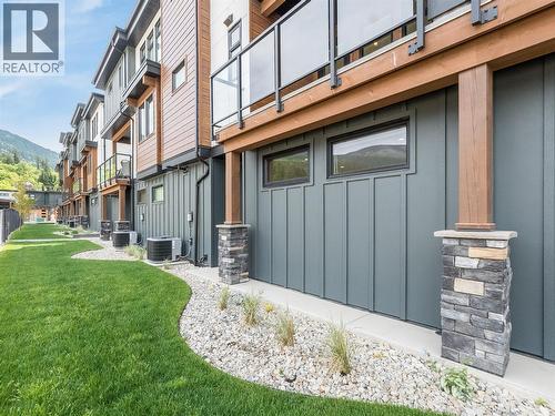 910 Lakeside Drive Unit# 203, Nelson, BC - Outdoor