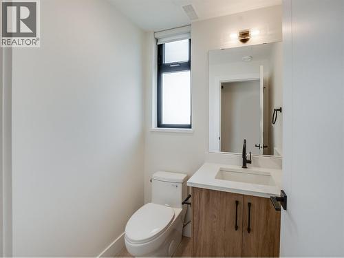 Powder room/half bathroom - 910 Lakeside Drive Unit# 203, Nelson, BC - Indoor Photo Showing Bathroom