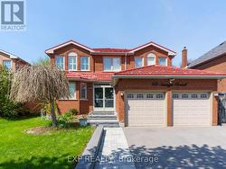 142 SAVAGE ROAD Newmarket, ON L3X 1R3