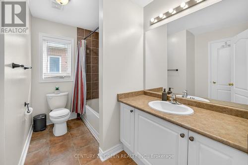 265 Scott Boulevard, Milton, ON - Indoor Photo Showing Bathroom