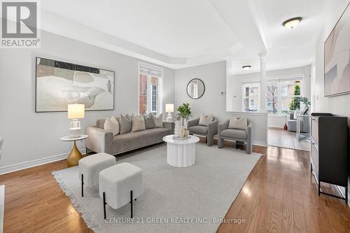 265 Scott Boulevard, Milton, ON - Indoor Photo Showing Living Room