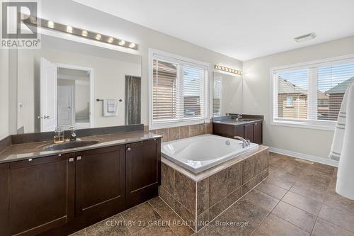 265 Scott Boulevard, Milton, ON - Indoor Photo Showing Bathroom