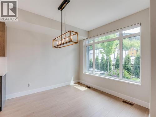910 Lakeside Drive Unit# 403, Nelson, BC - Indoor Photo Showing Other Room