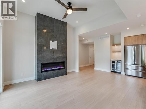 910 Lakeside Drive Unit# 403, Nelson, BC - Indoor With Fireplace