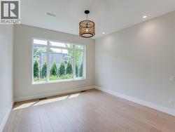 Master/primary bedroom - 