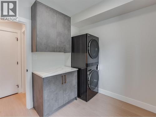 Laundry room - 910 Lakeside Drive Unit# 403, Nelson, BC - Indoor Photo Showing Laundry Room