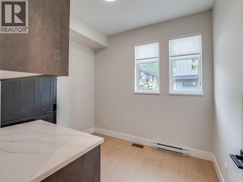 910 Lakeside Drive Unit# 403, Nelson, BC - Indoor Photo Showing Other Room