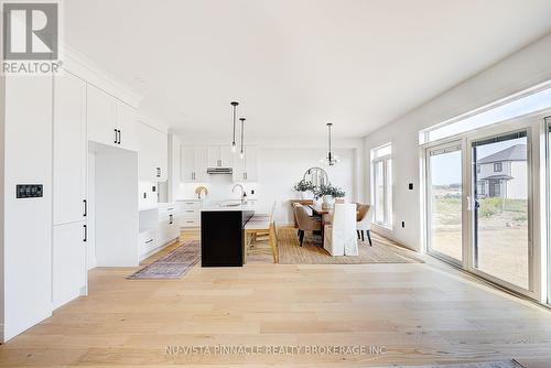 10 Woodmere Path, Middlesex Centre (Ilderton), ON - Indoor
