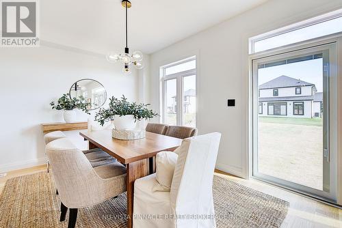 10 Woodmere Path, Middlesex Centre (Ilderton), ON - Indoor Photo Showing Dining Room