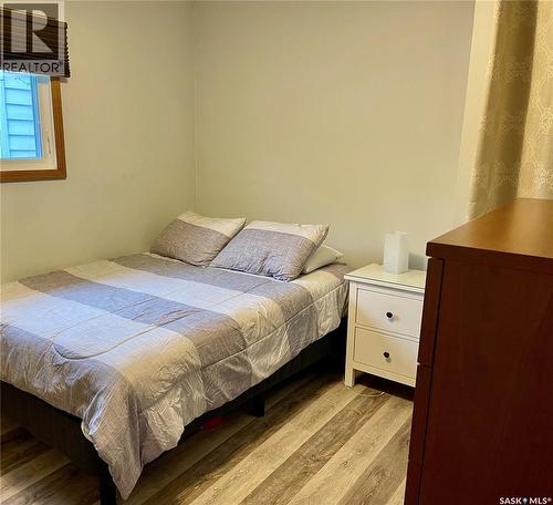 338 3Rd Street E, Regina Beach, SK - Indoor Photo Showing Bedroom