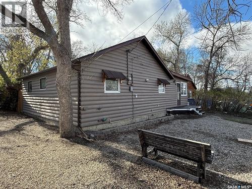 338 3Rd Street E, Regina Beach, SK - Outdoor