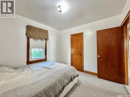 405 March Avenue E, Langenburg, SK - Indoor Photo Showing Bedroom