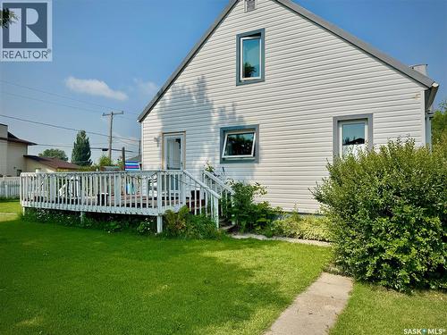 405 March Avenue E, Langenburg, SK - Outdoor With Deck Patio Veranda